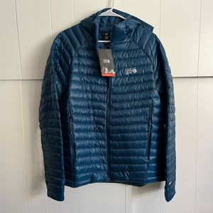 Mountain Hardware ghost whisper down jacket. New with tags. 800 fill down.